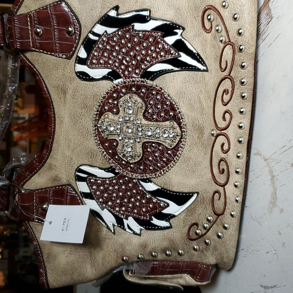 Western Cross Angelic Wings 👜